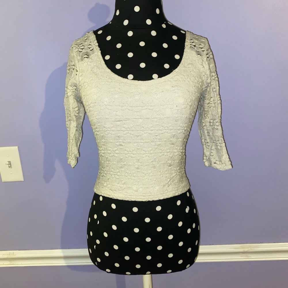 Hollister cropped white shirt